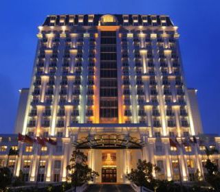Khách sạn Midtown – Huế - TLE Group - Đại lý cung cấp thang máy Mitsubishi chính hãng
